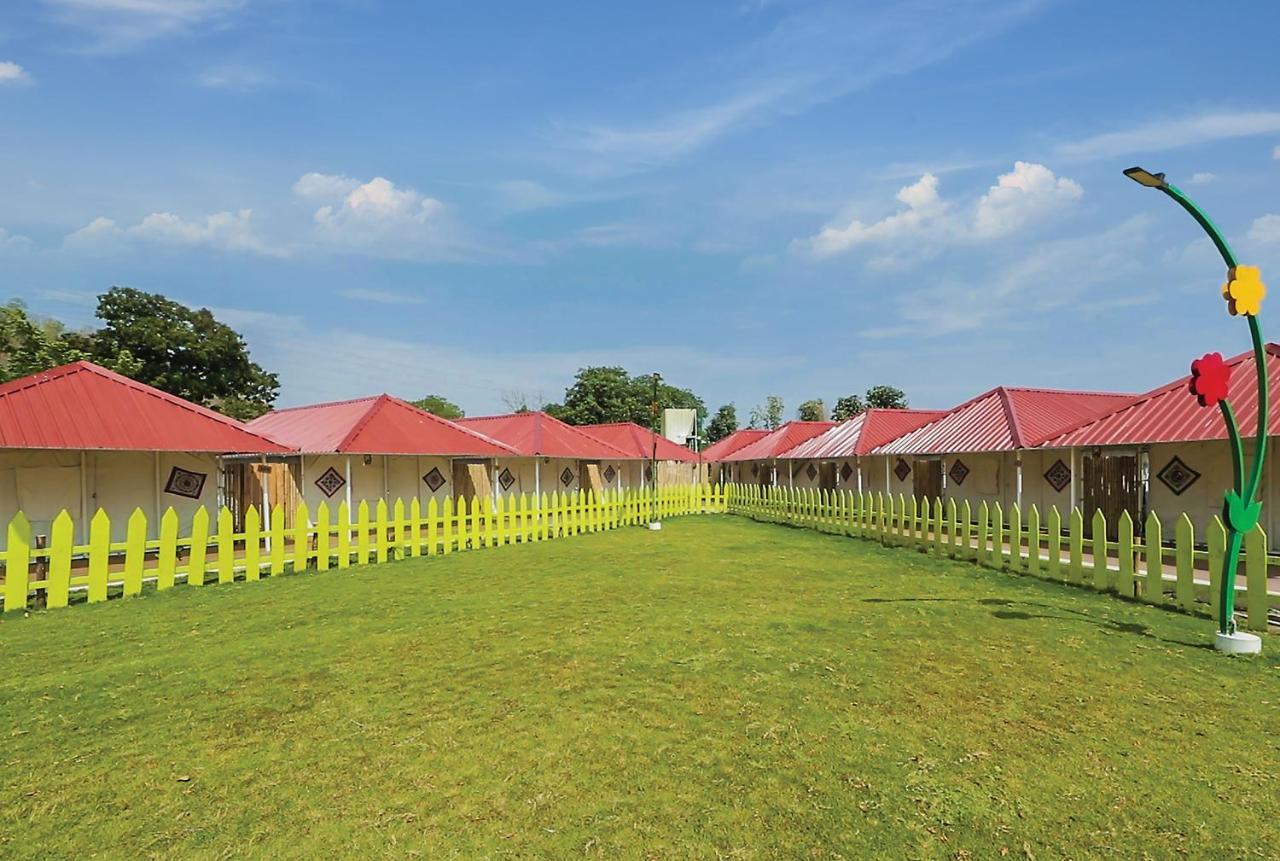 Praveg Tent City Narmada, Statue Of Unity Kevadia Exterior foto